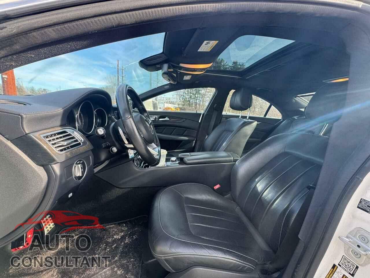 MERCEDES-BENZ CLC-CLASS 2015 - WDDLJ6HB8FA133567