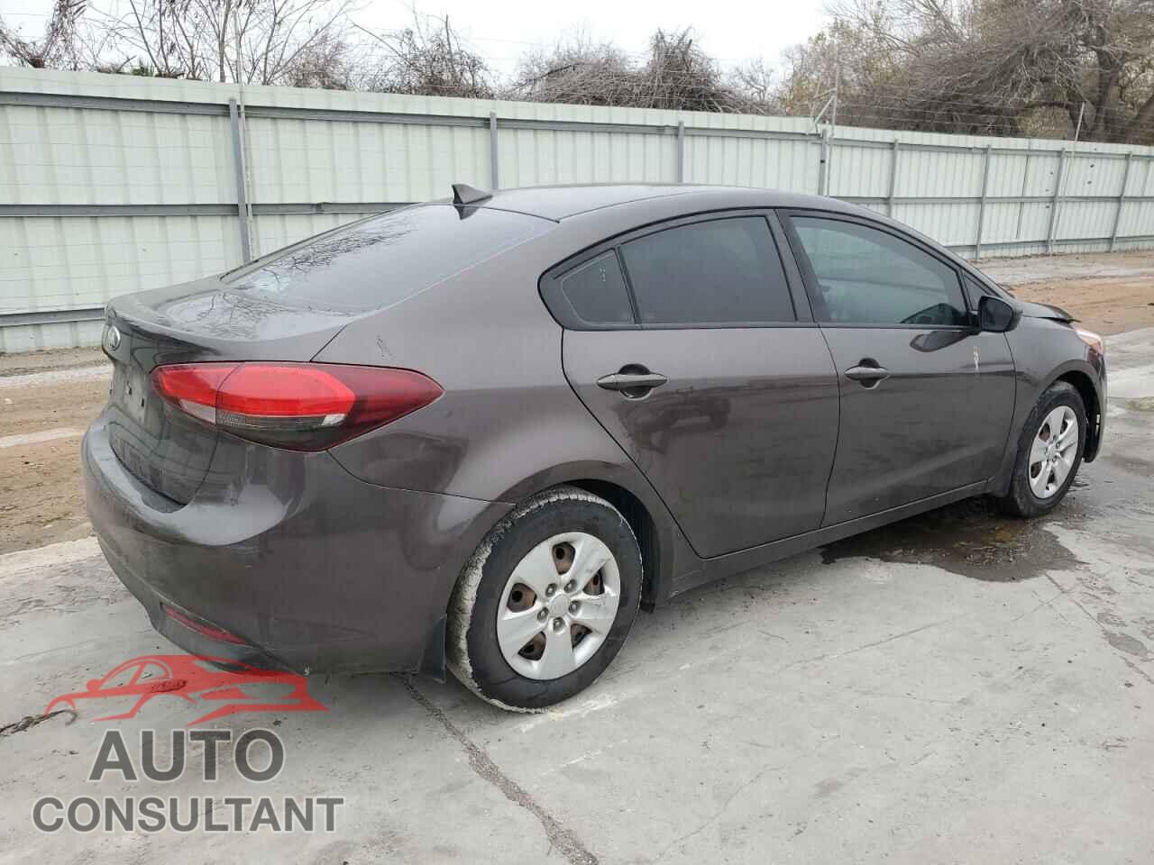 KIA FORTE 2017 - 3KPFK4A73HE114357