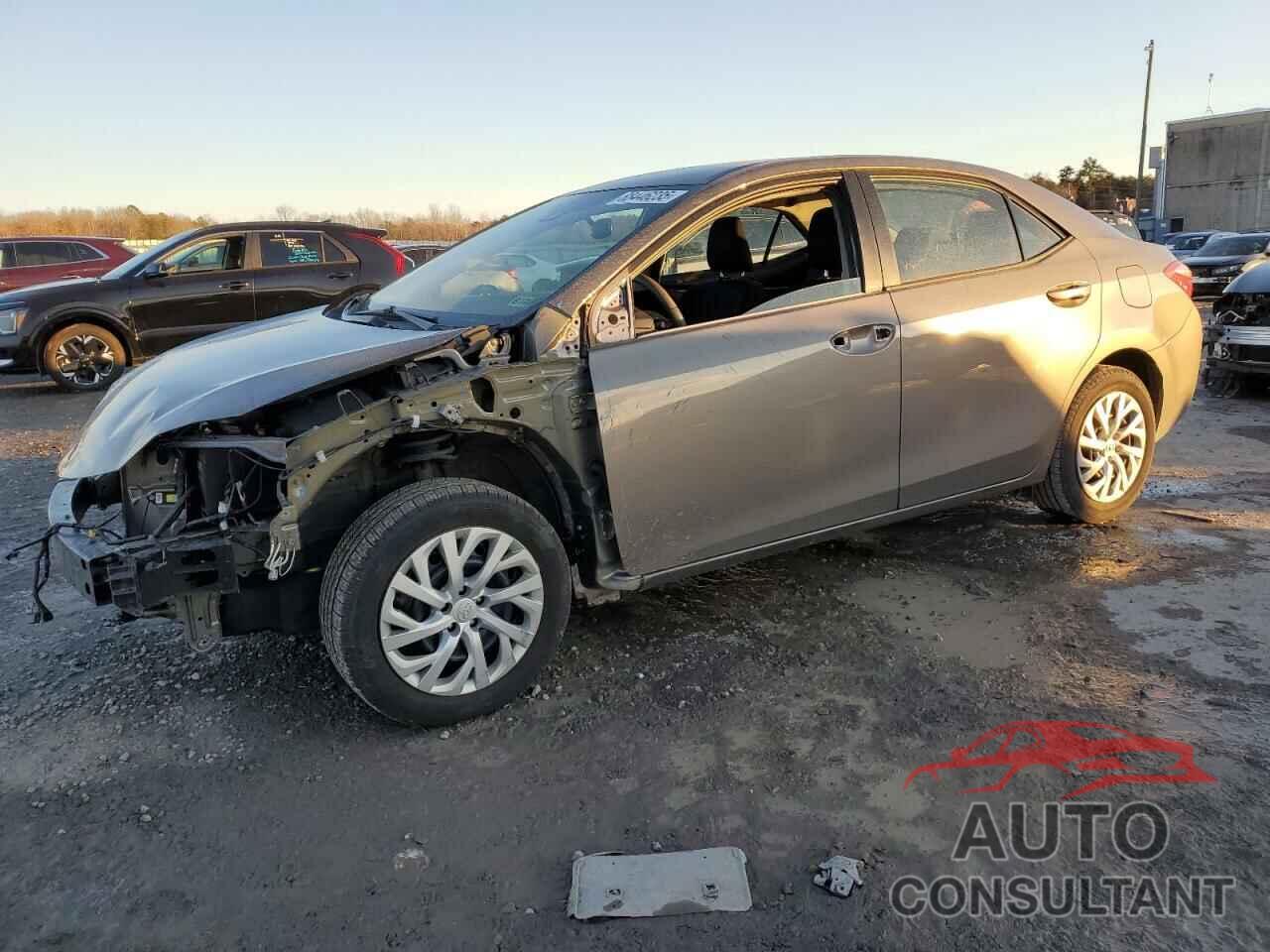 TOYOTA COROLLA 2018 - 2T1BURHE0JC029443