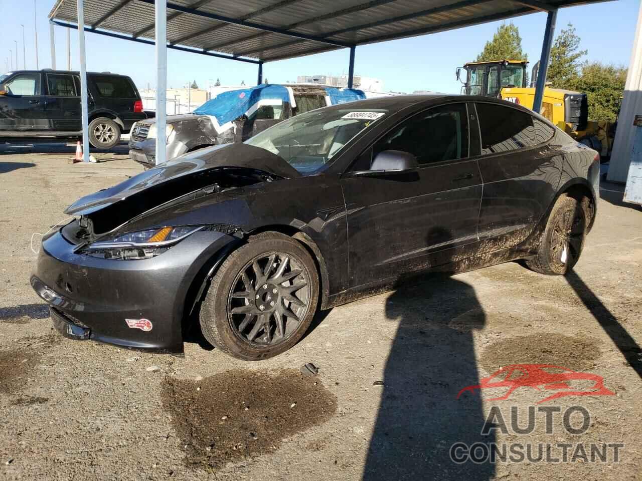 TESLA MODEL 3 2024 - 5YJ3E1EA5RF846628