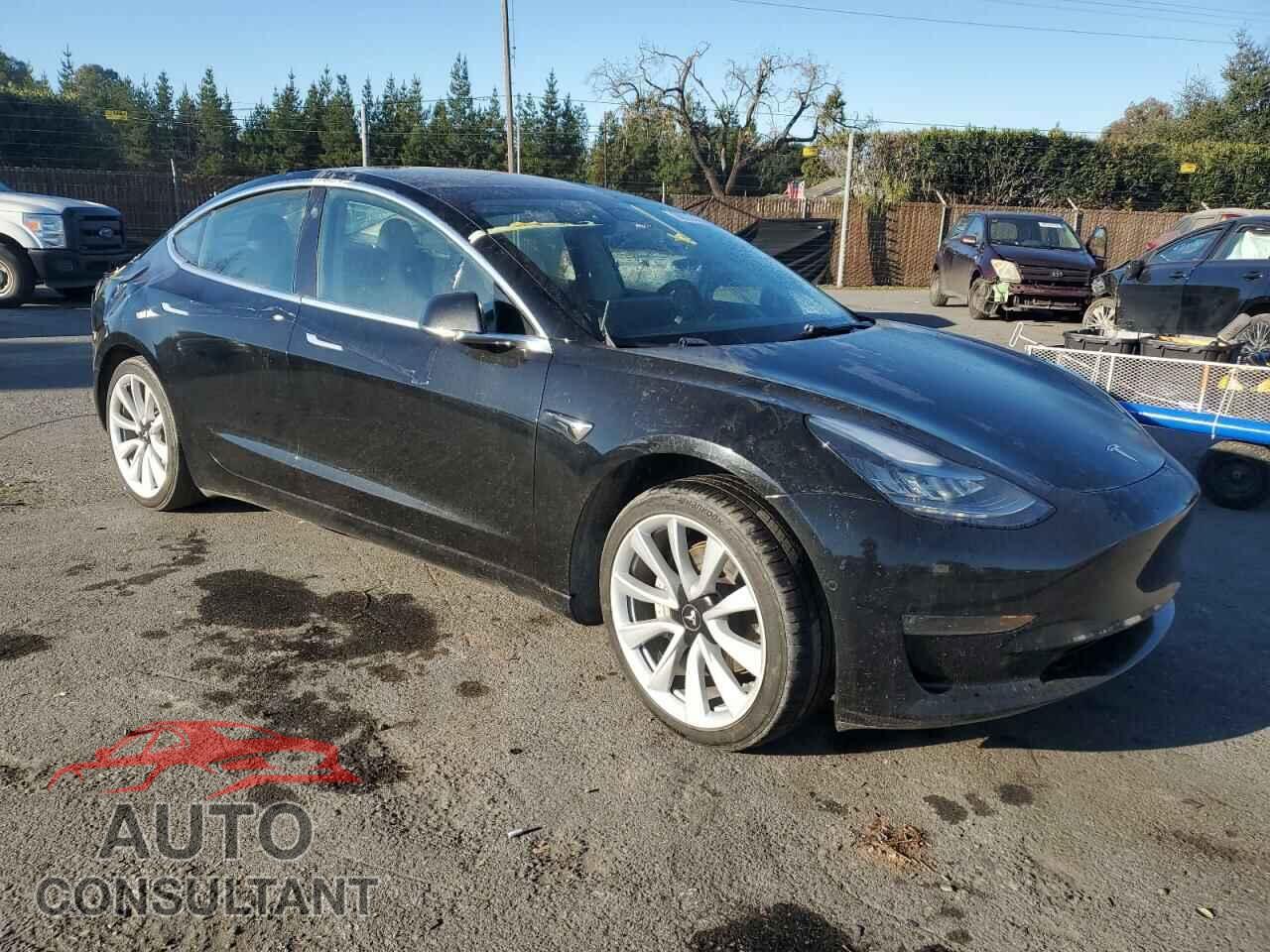 TESLA MODEL 3 2019 - 5YJ3E1EB8KF388775