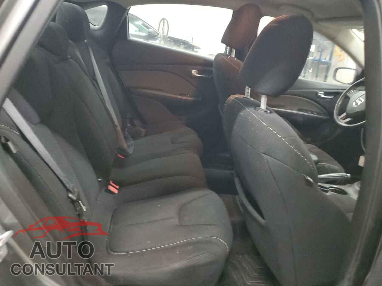 DODGE DART 2013 - 1C3CDFBA0DD337586