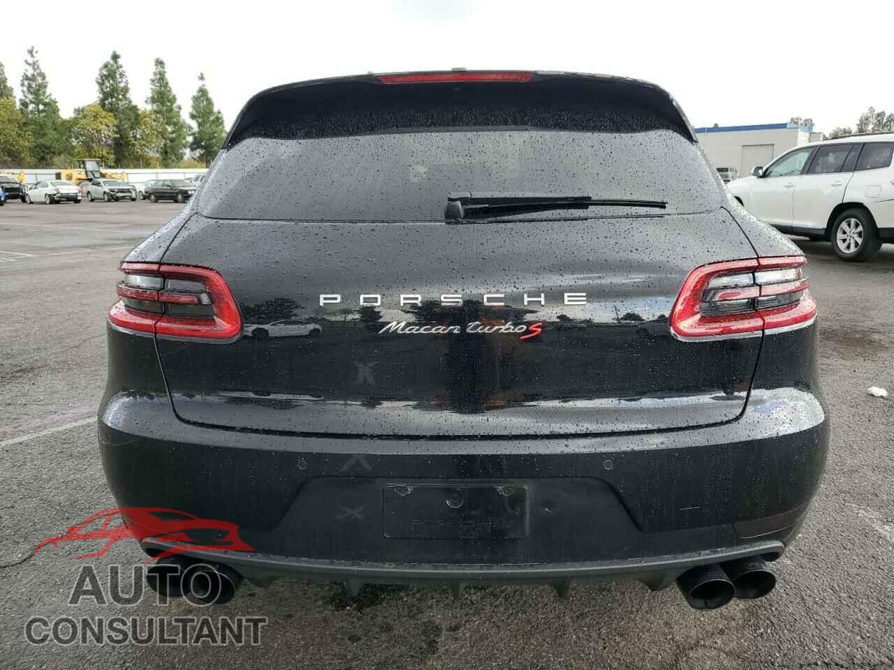 PORSCHE MACAN 2018 - WP1AF2A52JLB70657
