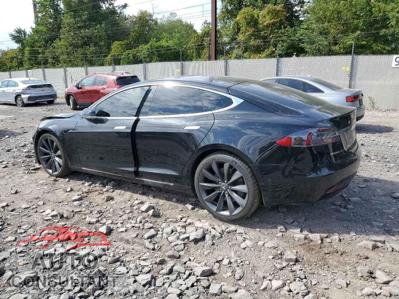 TESLA MODEL S 2017 - 5YJSA1E28HF212115