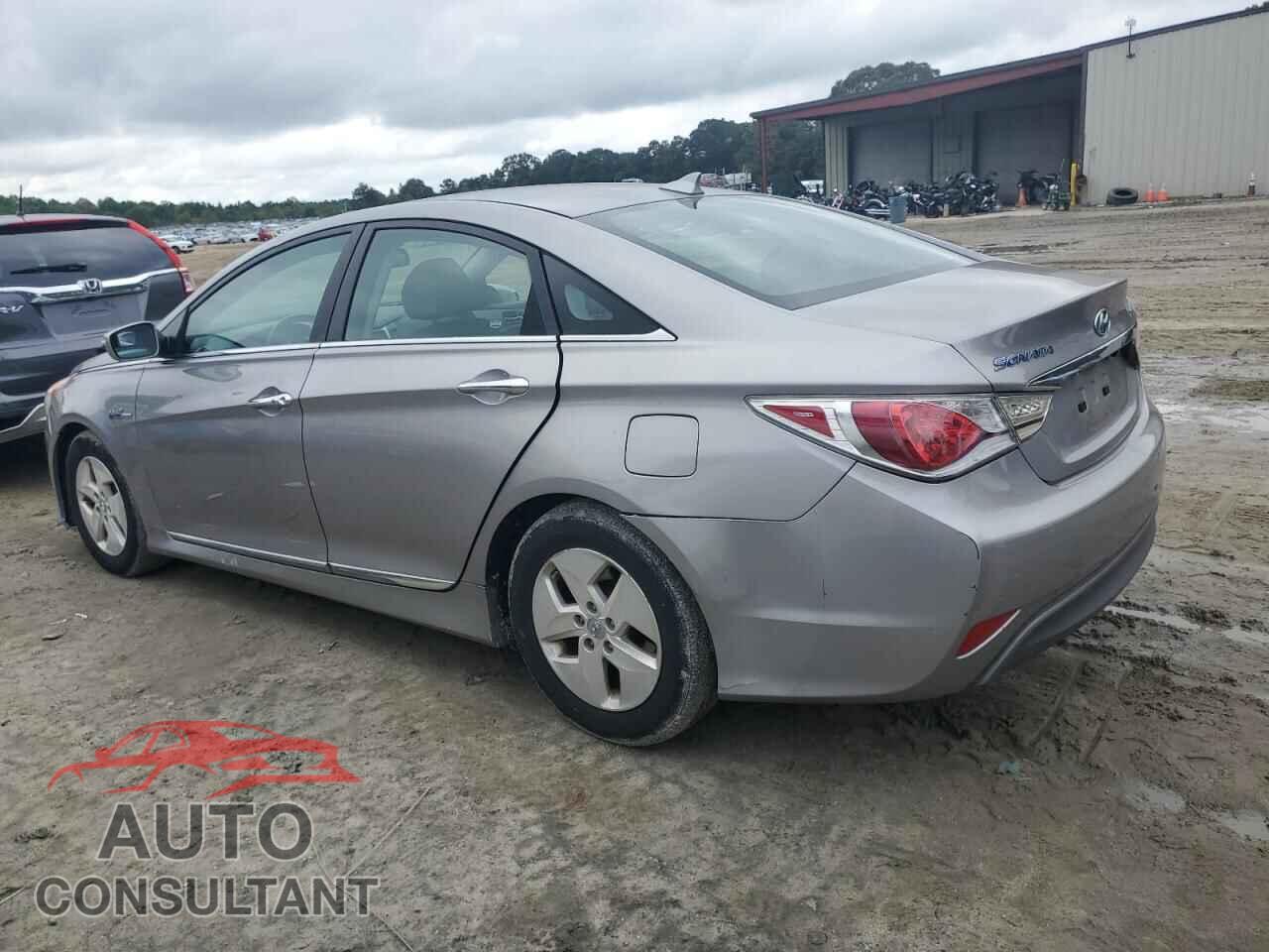 HYUNDAI SONATA 2012 - KMHEC4A43CA026592