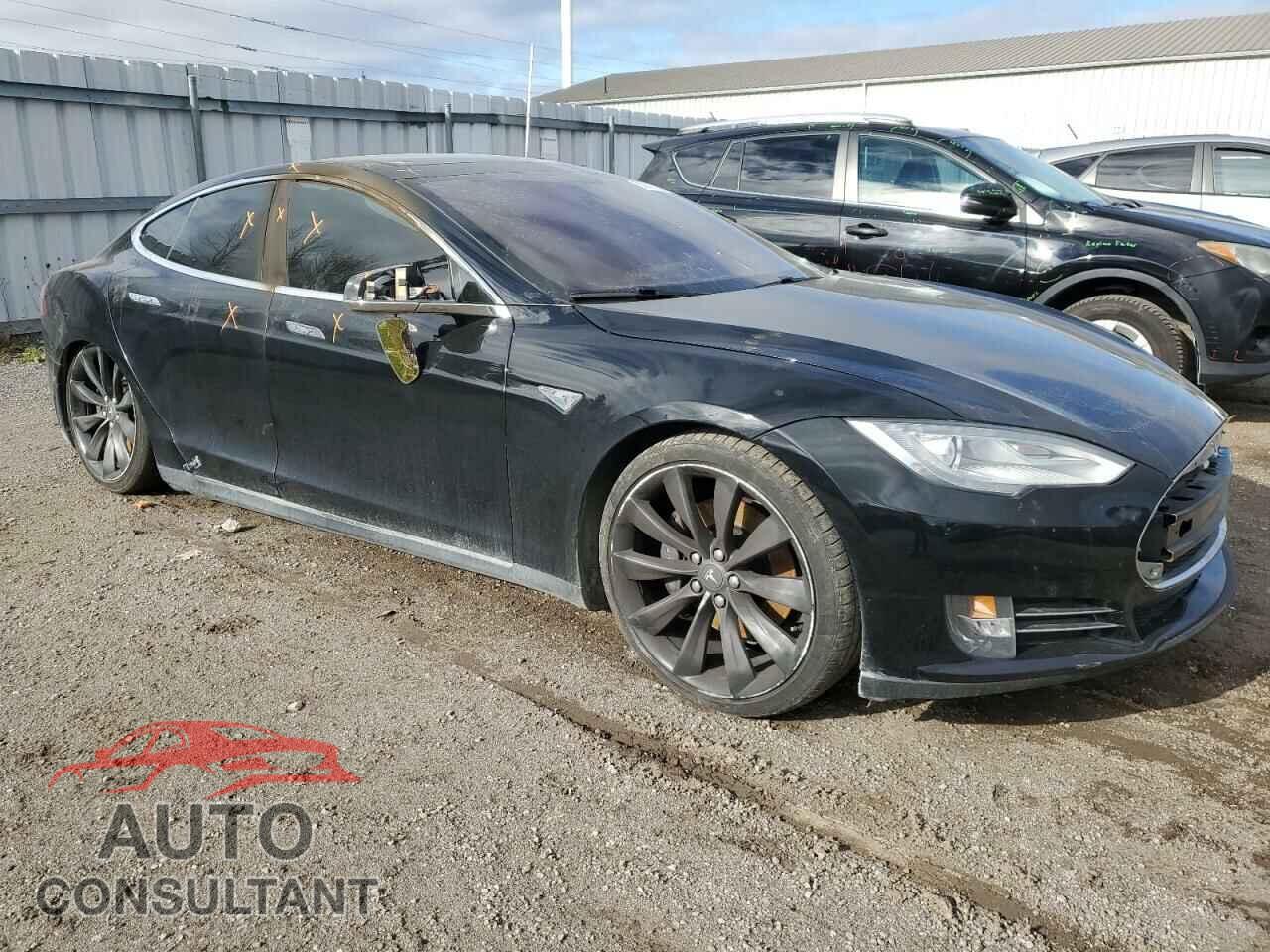 TESLA MODEL S 2013 - 5YJSA1DP5DFP06844