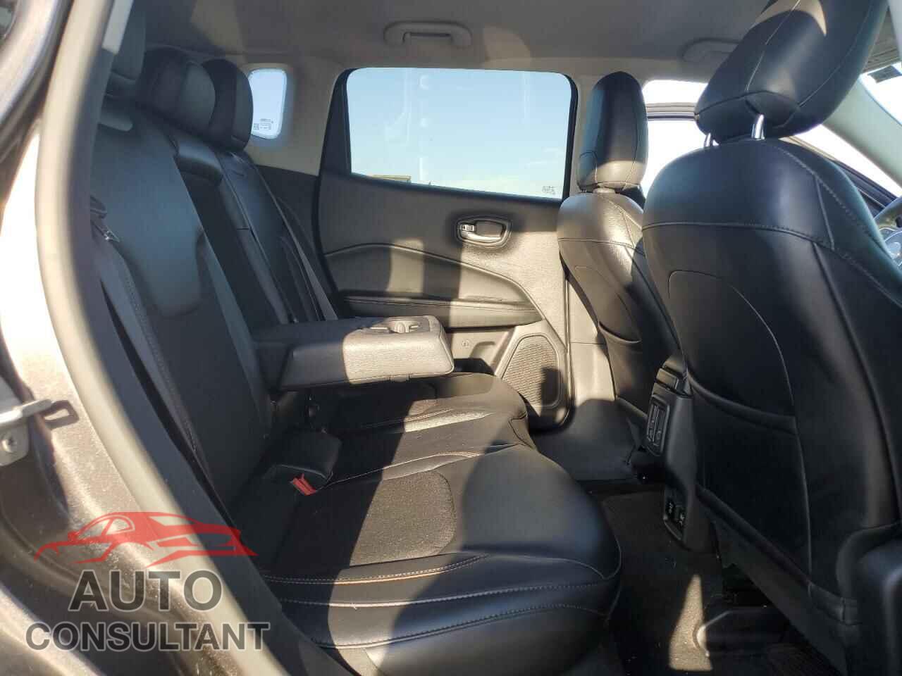 JEEP COMPASS 2017 - 3C4NJCBB1HT694134