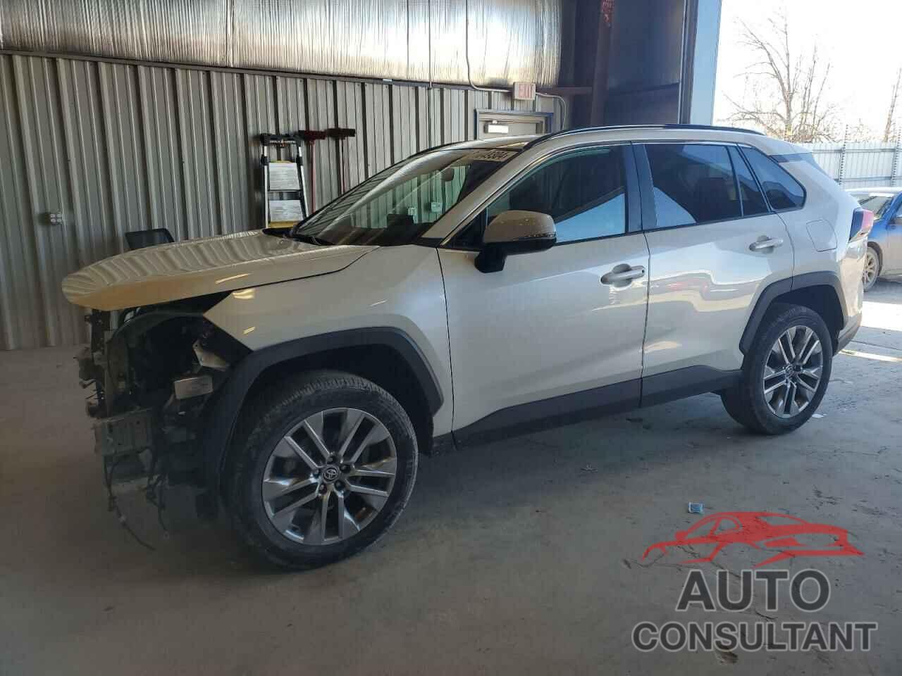 TOYOTA RAV4 2022 - 2T3A1RFV6NW286237