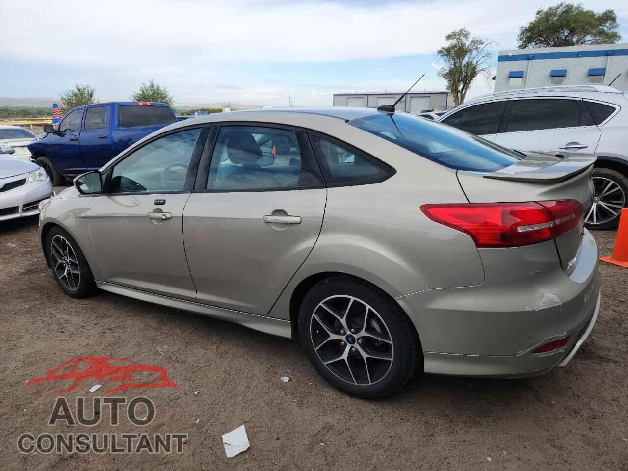 FORD FOCUS 2015 - 1FADP3F27FL220563