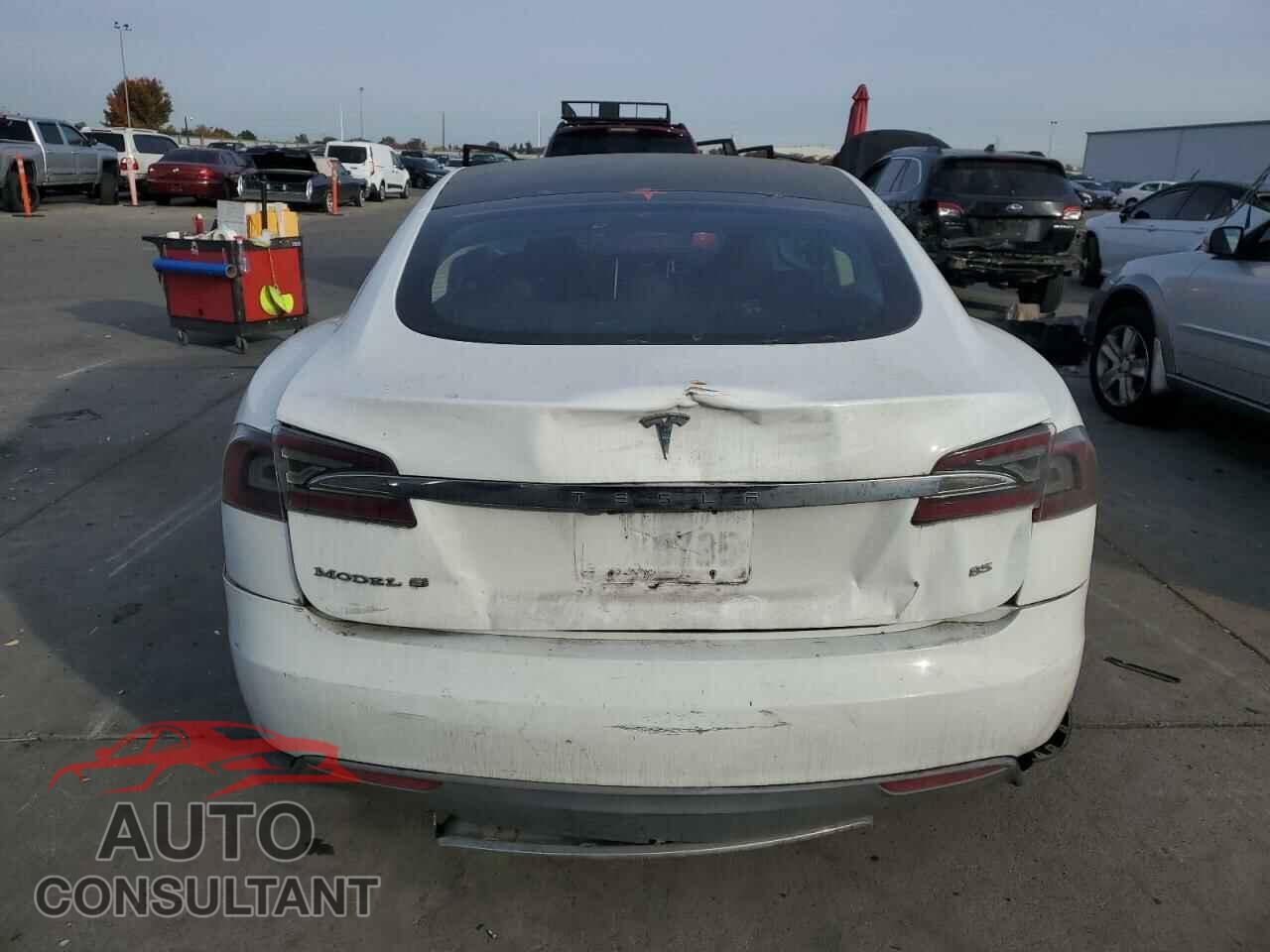 TESLA MODEL S 2013 - 5YJSA1CN3DFP27546