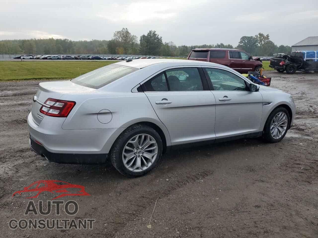 FORD TAURUS 2015 - 1FAHP2F85FG137769