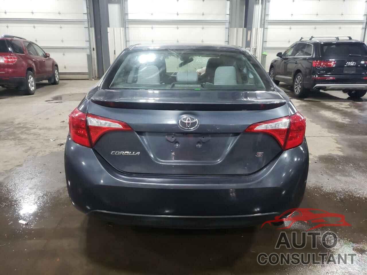 TOYOTA COROLLA 2018 - 2T1BURHE1JC977009