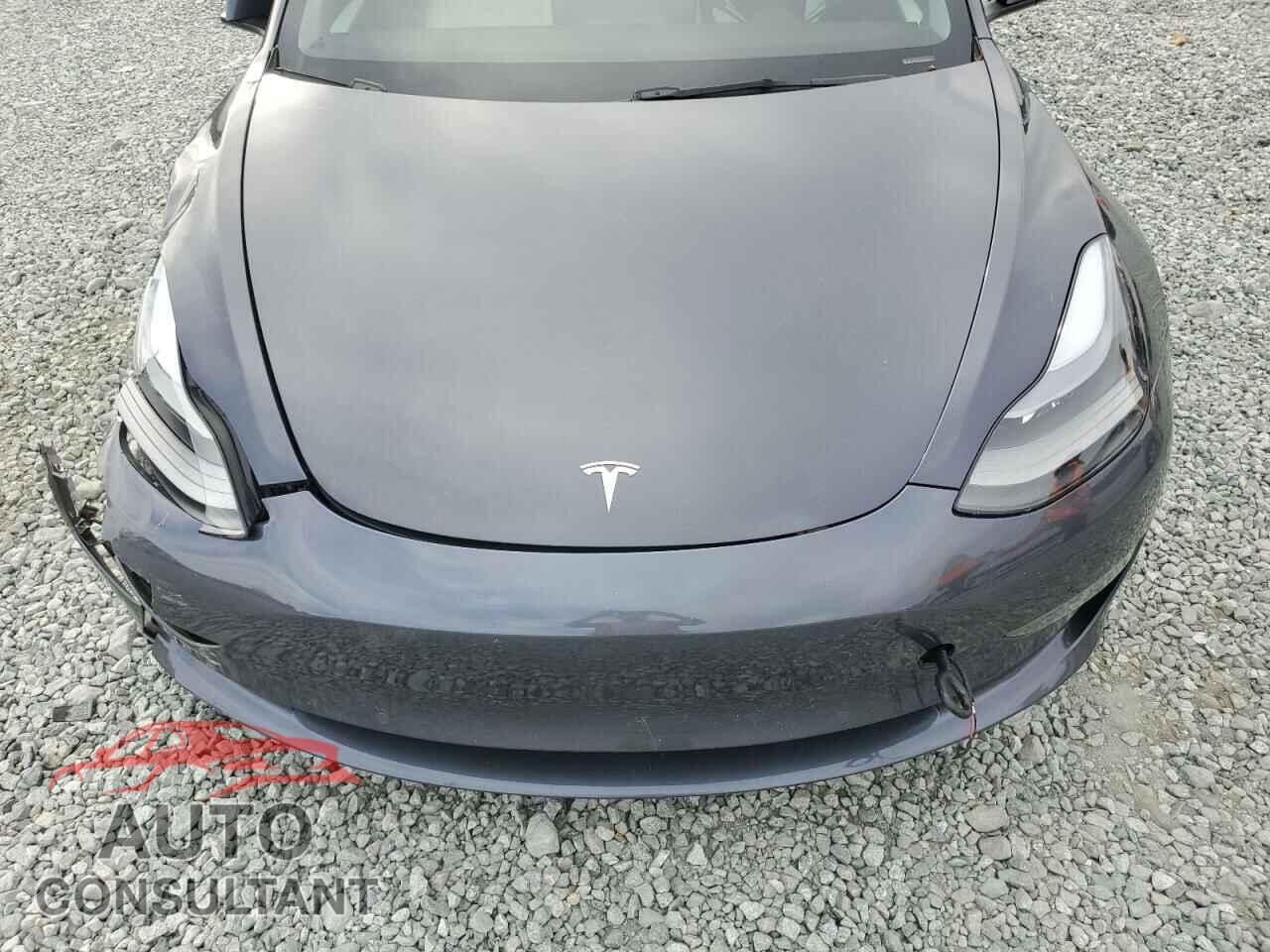 TESLA MODEL 3 2021 - 5YJ3E1EA0MF084124