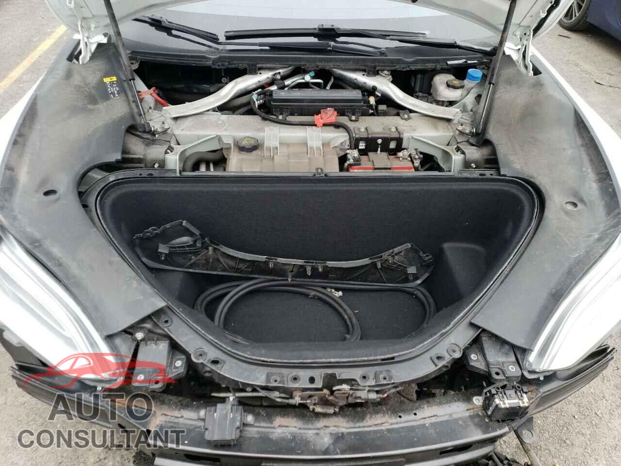 TESLA MODEL S 2017 - 5YJSA1E22HF198681