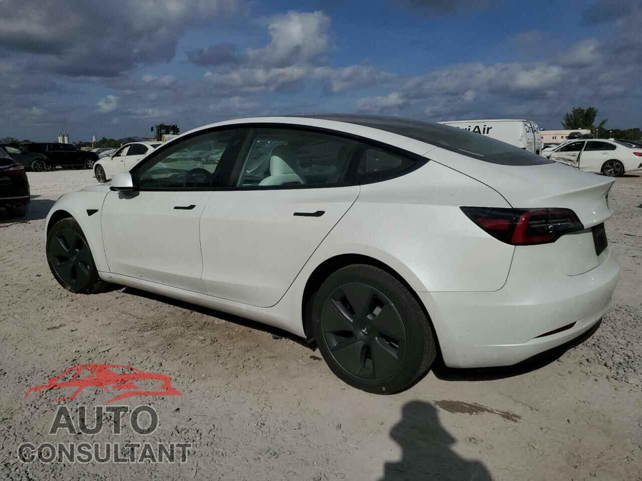 TESLA MODEL 3 2023 - 5YJ3E1EA1PF567917