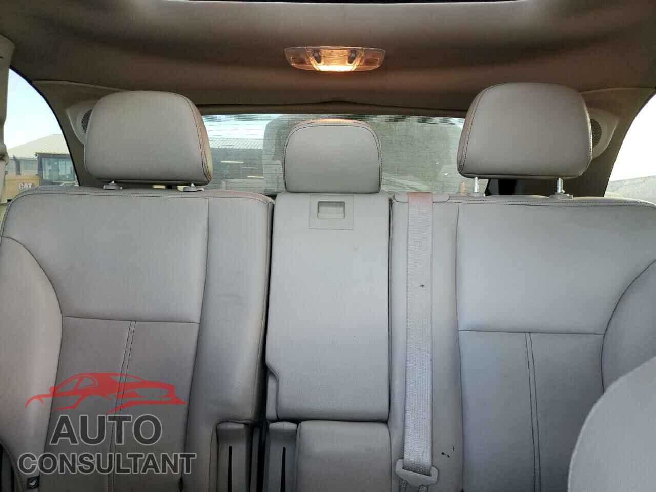 FORD EDGE 2011 - 2FMDK3KC0BBB68240