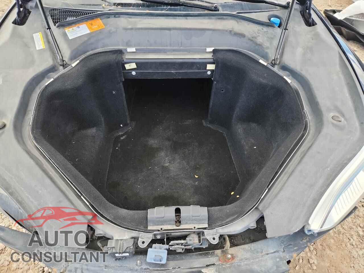 TESLA MODEL S 2014 - 5YJSA1H10EFP45221
