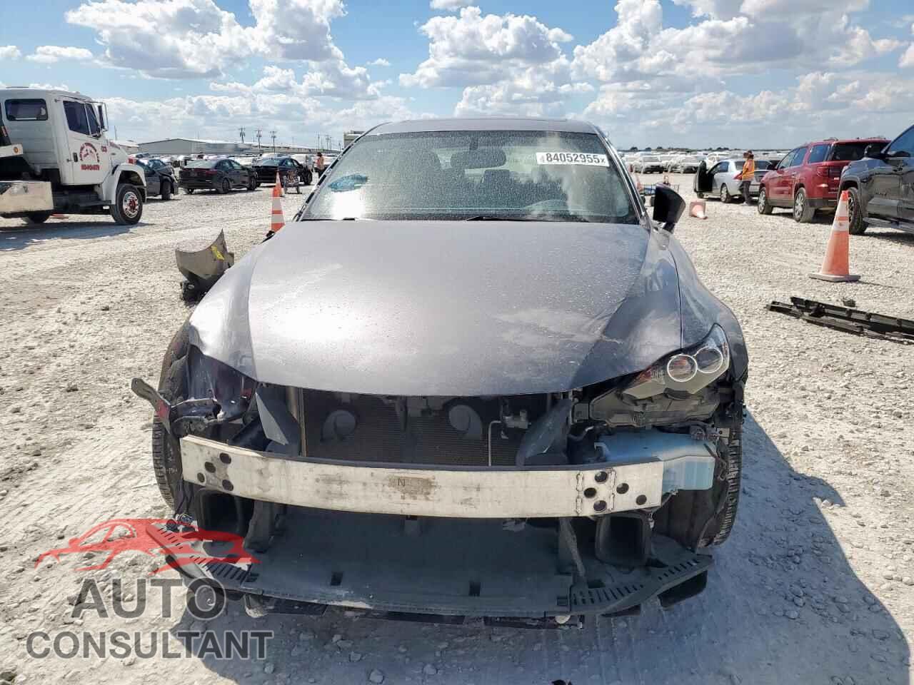 LEXUS IS 2015 - JTHCE1D28F5007157