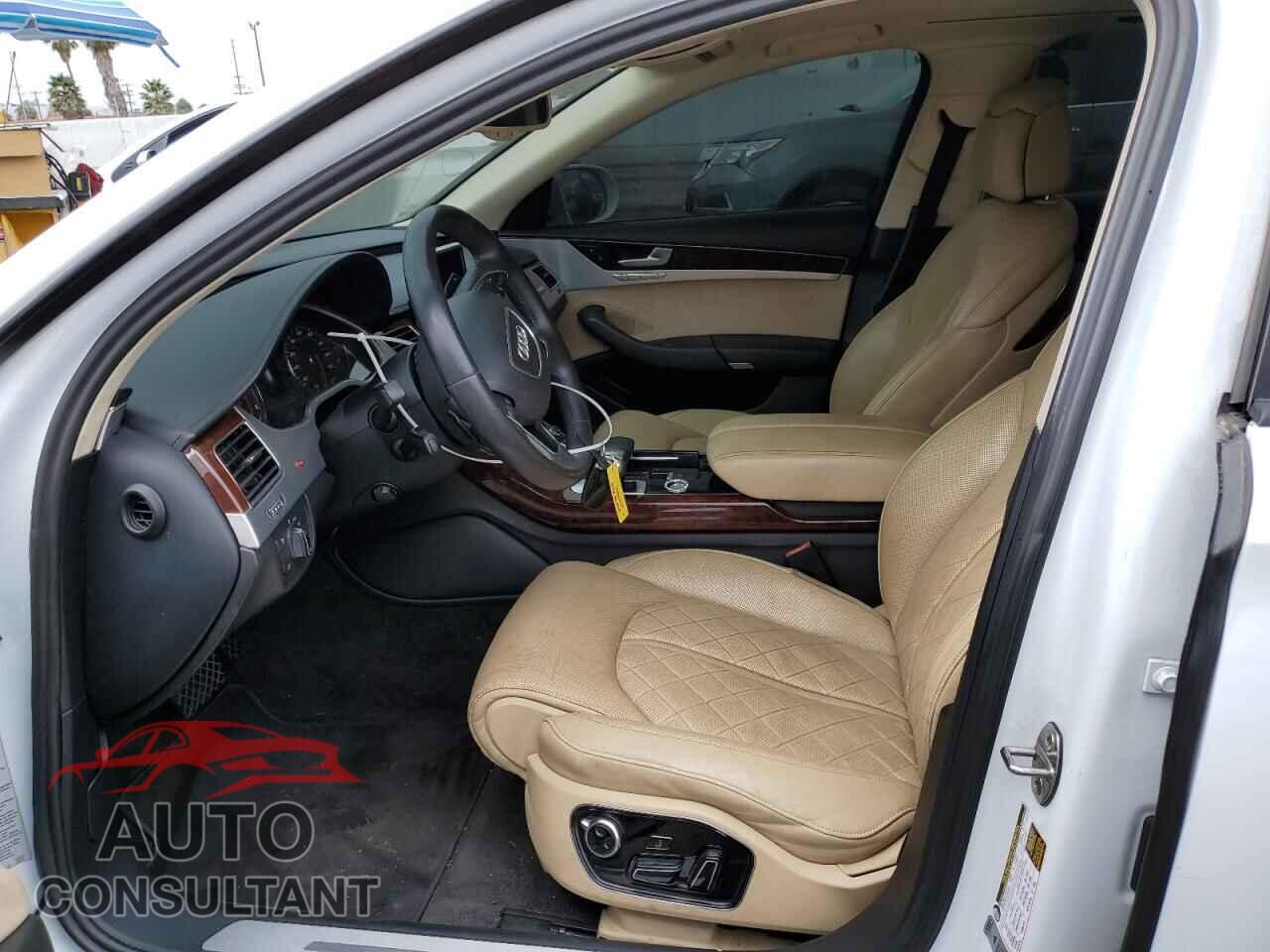 AUDI A8 2013 - WAUAGAFD9DN015974
