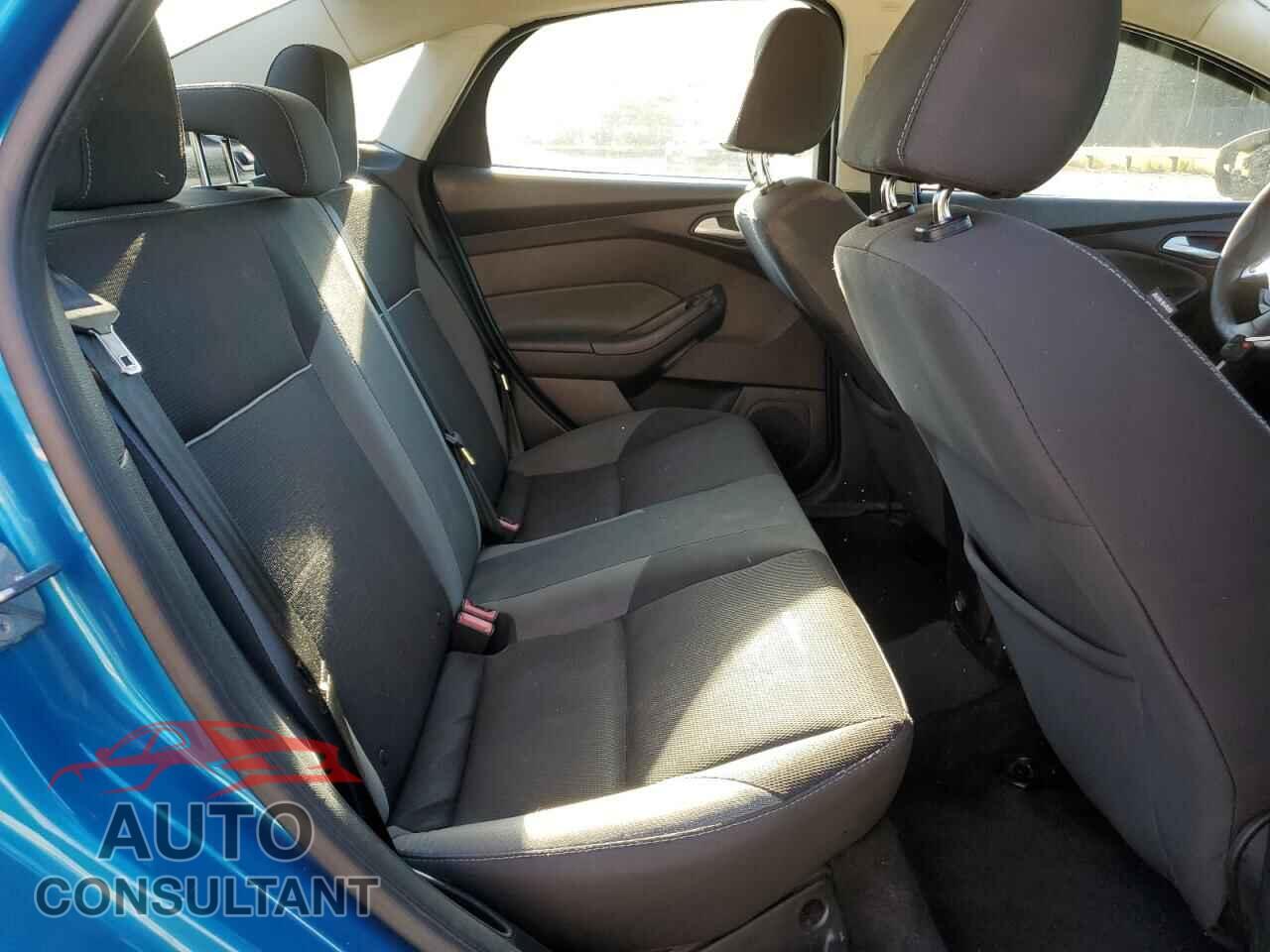 FORD FOCUS 2014 - 1FADP3F27EL292443