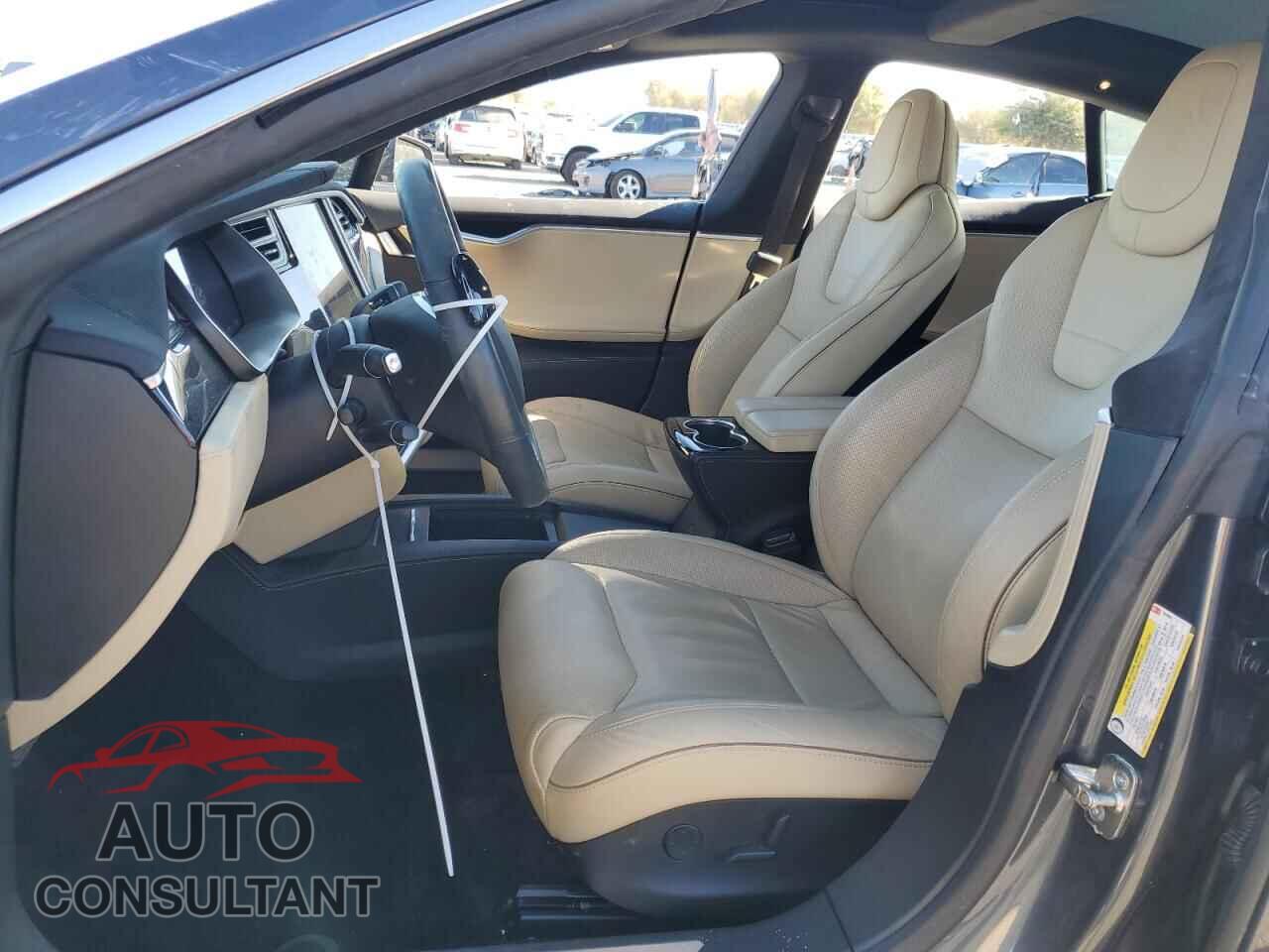 TESLA MODEL S 2017 - 5YJSA1E20HF184360