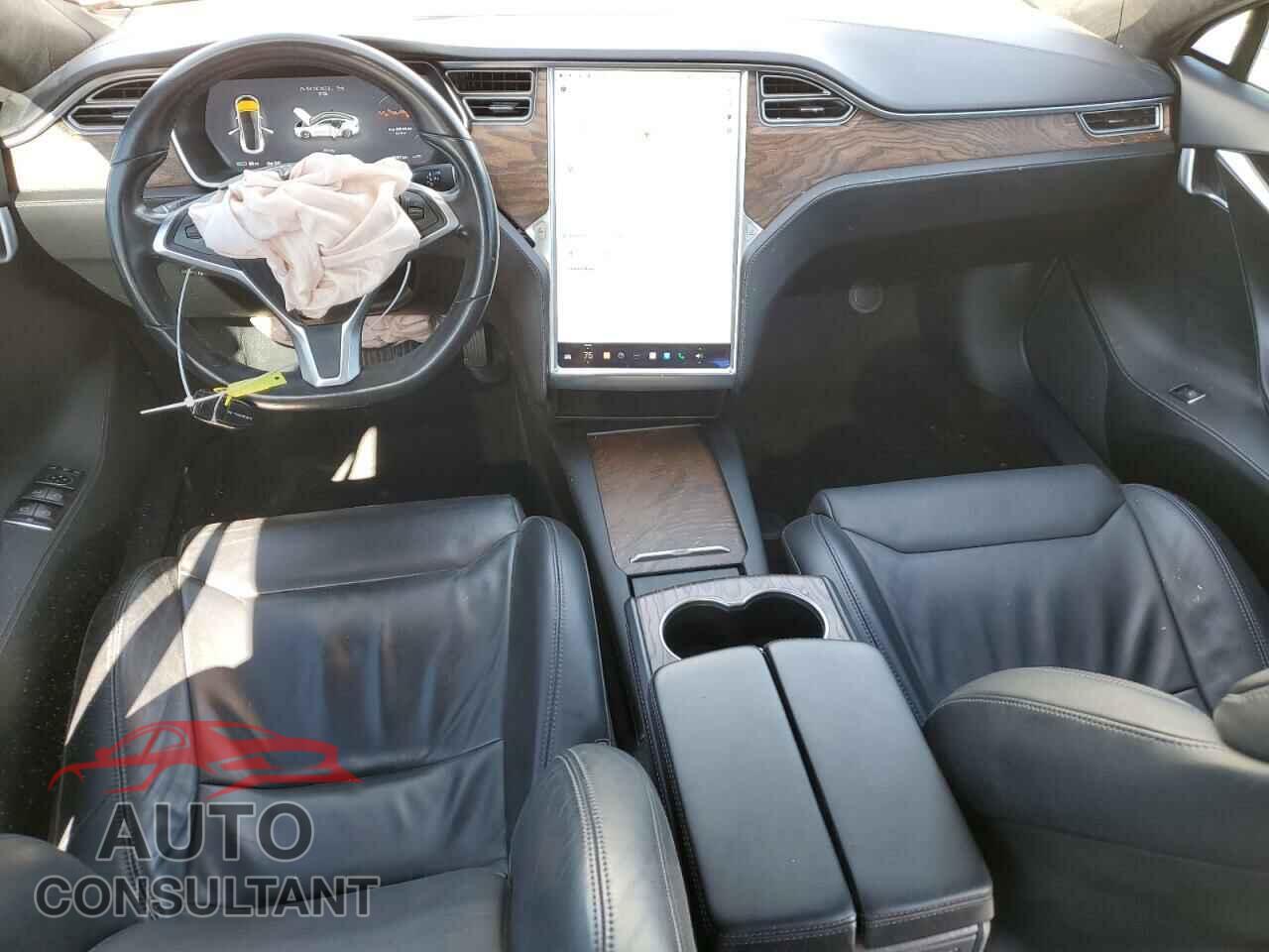 TESLA MODEL S 2017 - 5YJSA1E17HF210539
