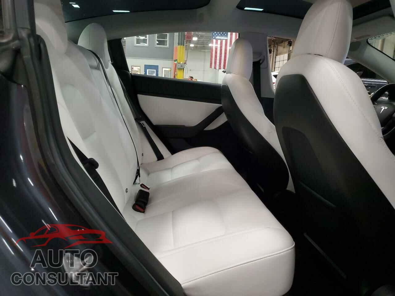 TESLA MODEL 3 2018 - 5YJ3E1EB2JF183922