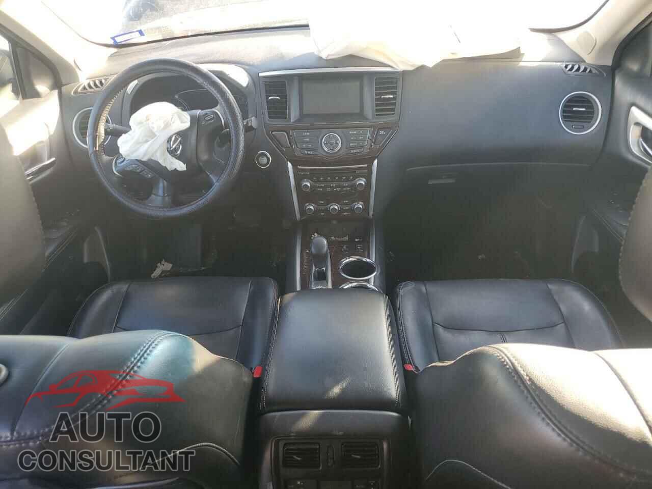 NISSAN PATHFINDER 2013 - 5N1AR2MM2DC664321