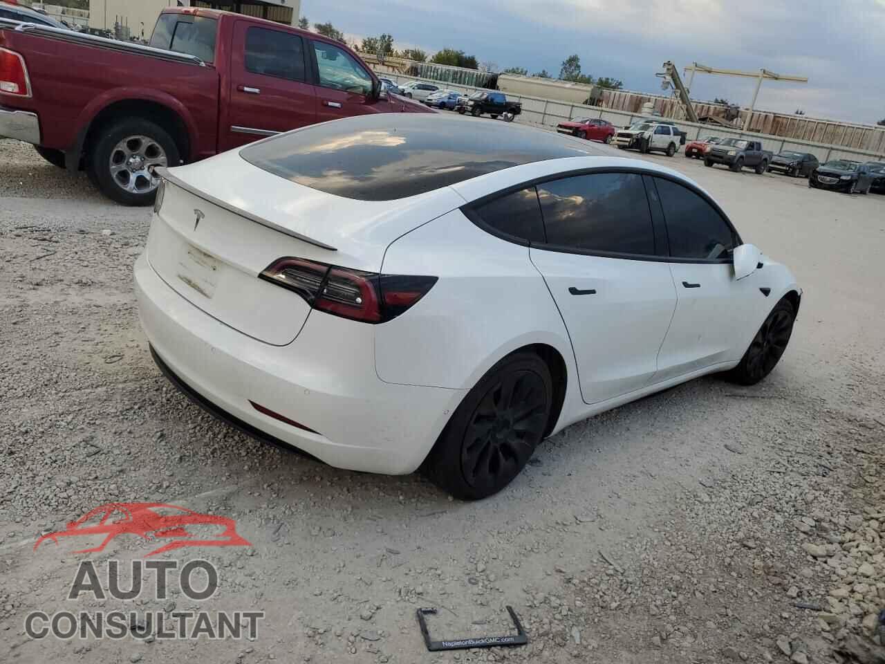 TESLA MODEL 3 2021 - 5YJ3E1EA6MF093376