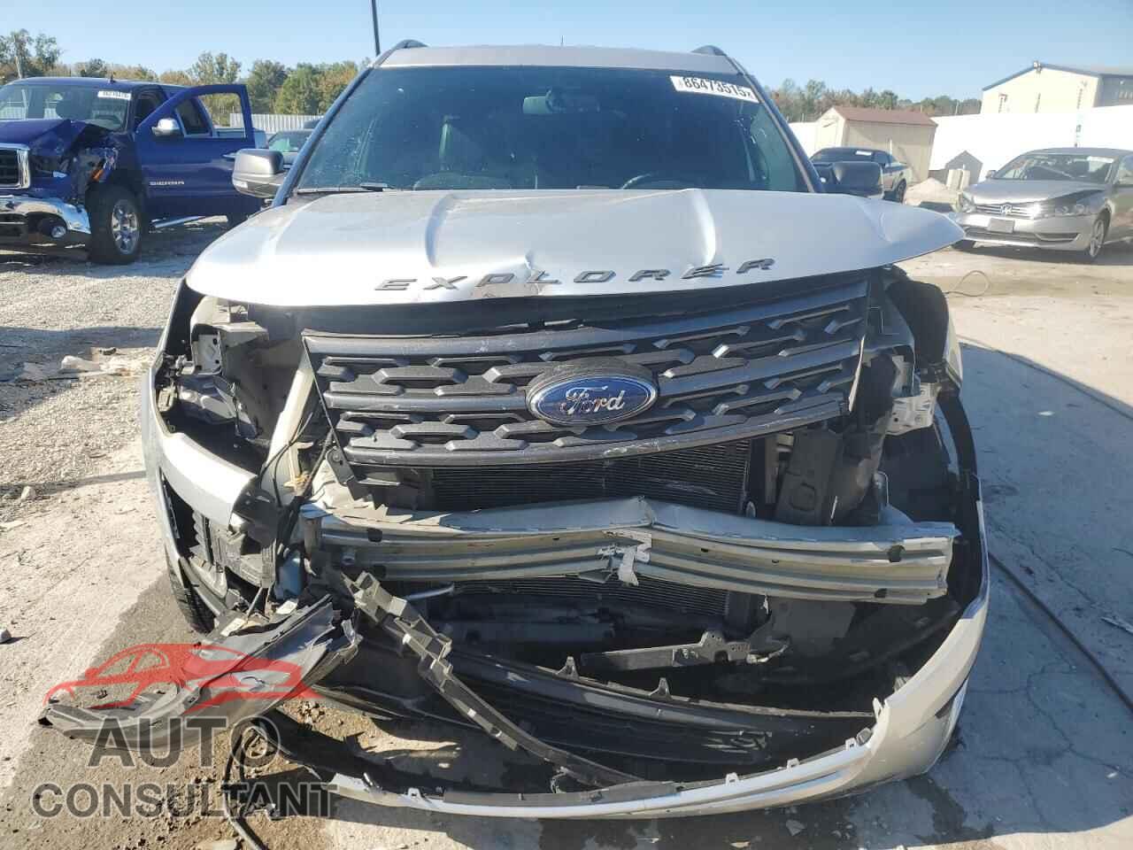 FORD EXPLORER 2018 - 1FM5K7D8XJGB86952