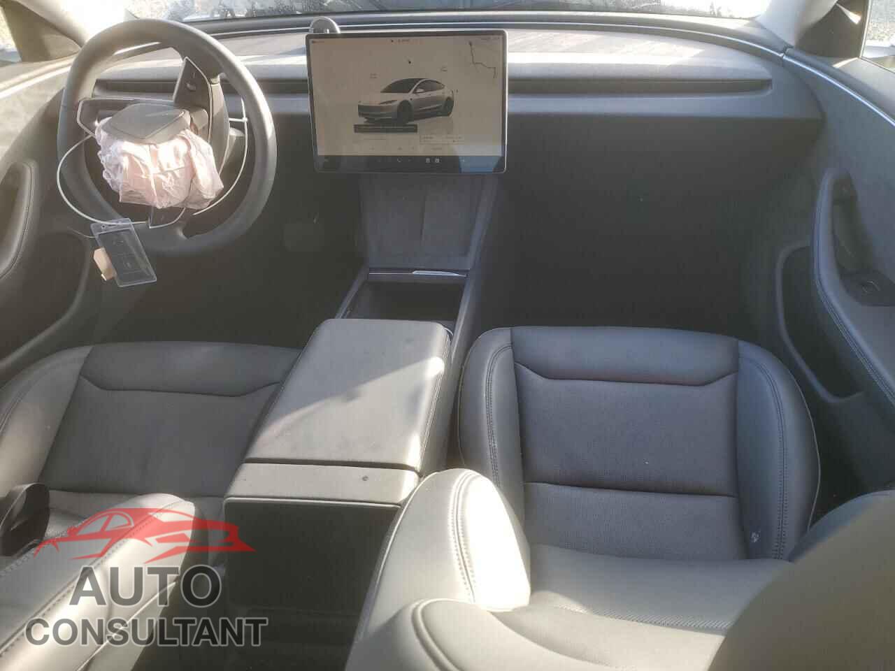 TESLA MODEL 3 2024 - 5YJ3E1EB0RF819121
