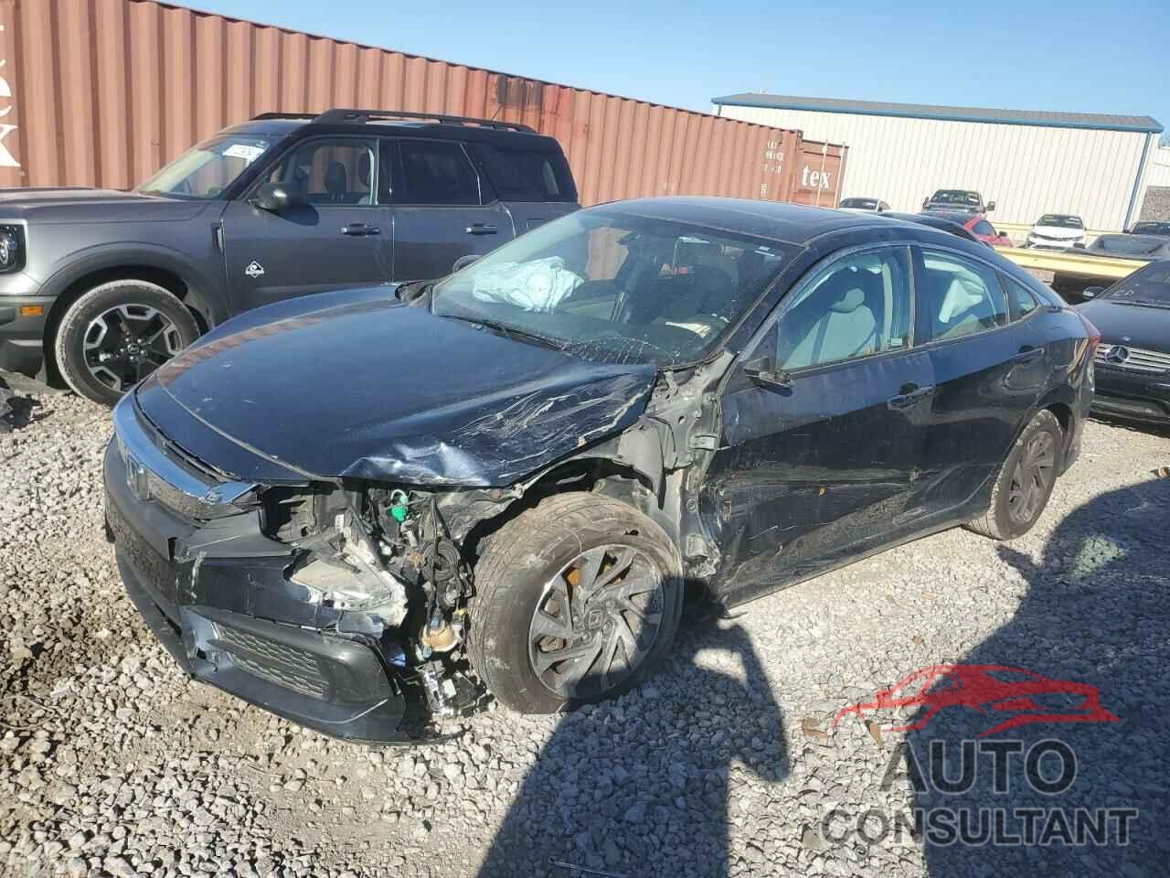 HONDA CIVIC 2018 - 19XFC2F70JE017181