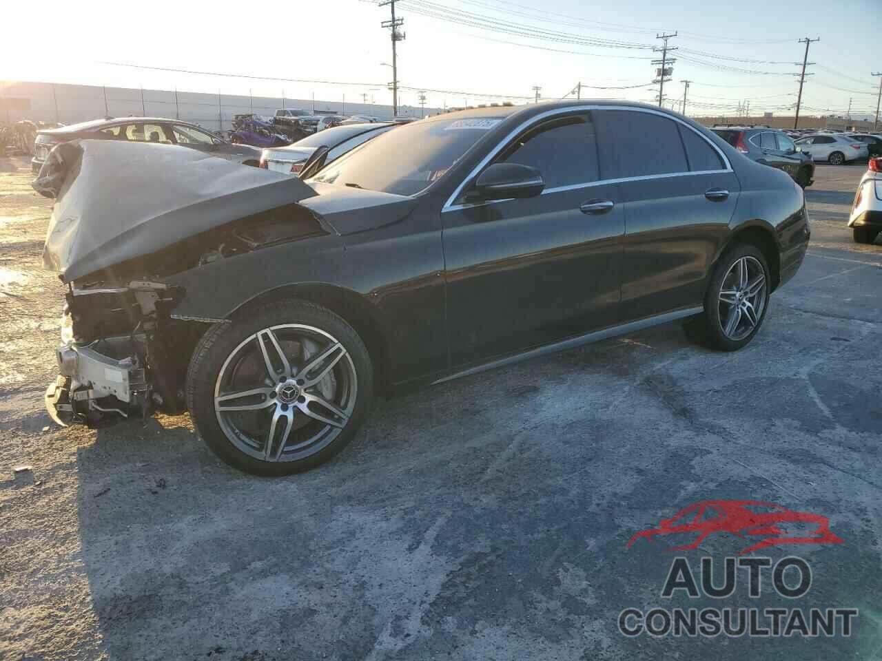 MERCEDES-BENZ E-CLASS 2020 - W1KZF8DB9LA809419