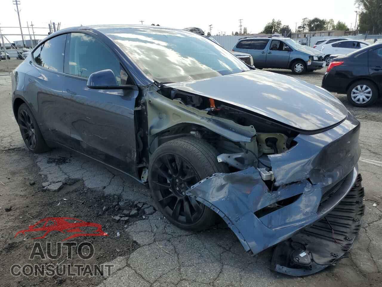 TESLA MODEL Y 2023 - 7SAYGAEE7PF714828