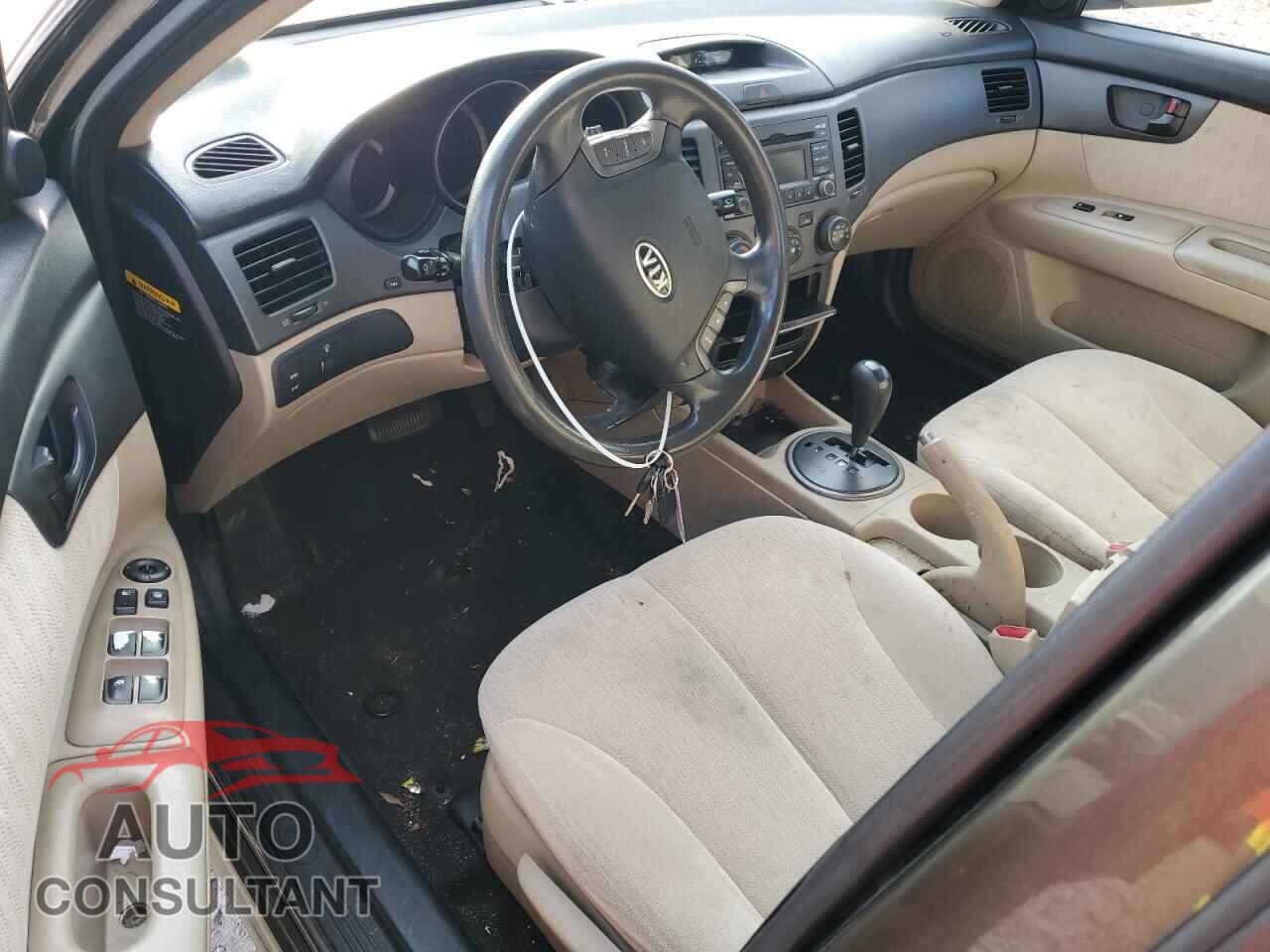 KIA OPTIMA 2010 - KNAGG4A85A5388625