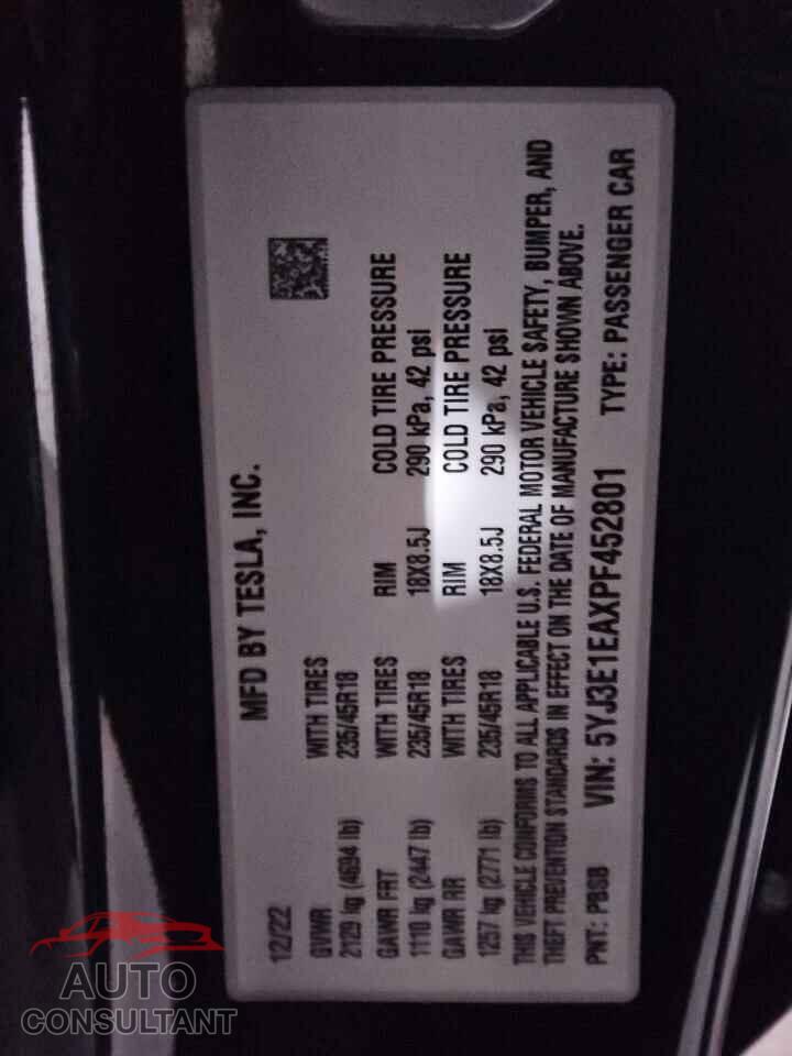 TESLA MODEL 3 2023 - 5YJ3E1EAXPF452801
