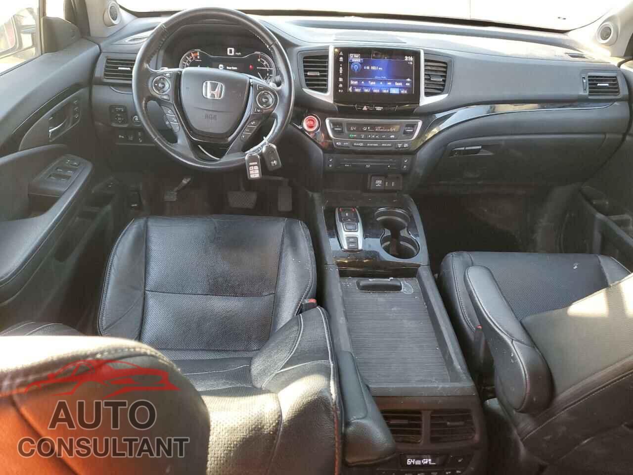 HONDA PILOT 2017 - 5FNYF6H05HB098917