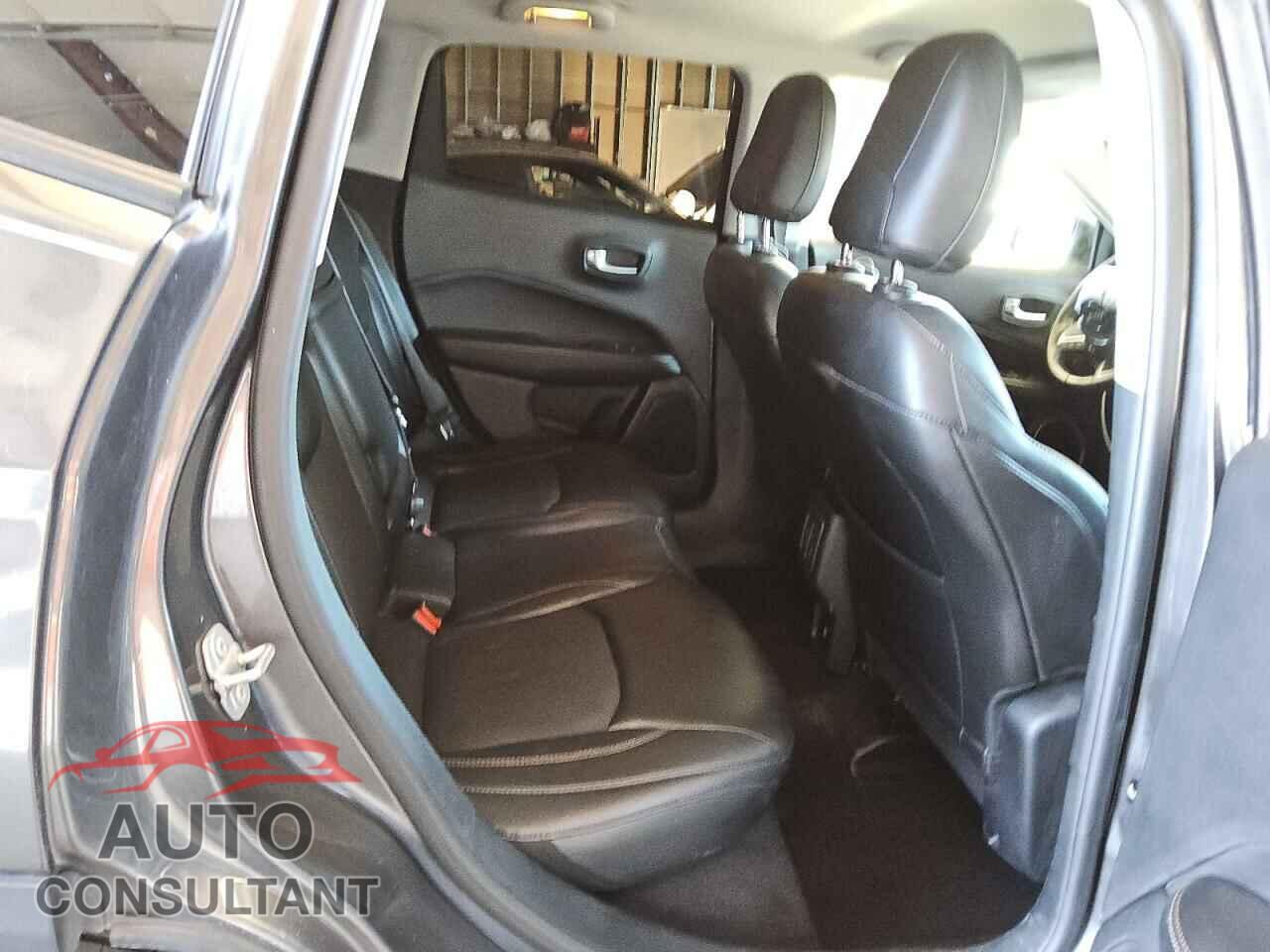 JEEP COMPASS 2018 - 3C4NJCBB1JT469542
