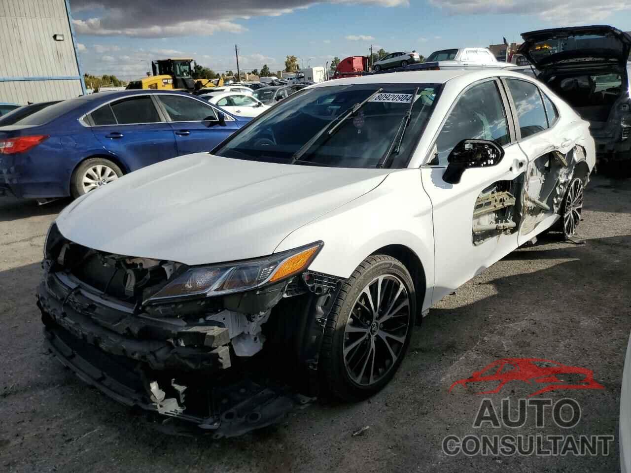 TOYOTA CAMRY 2019 - 4T1B11HK7KU747264