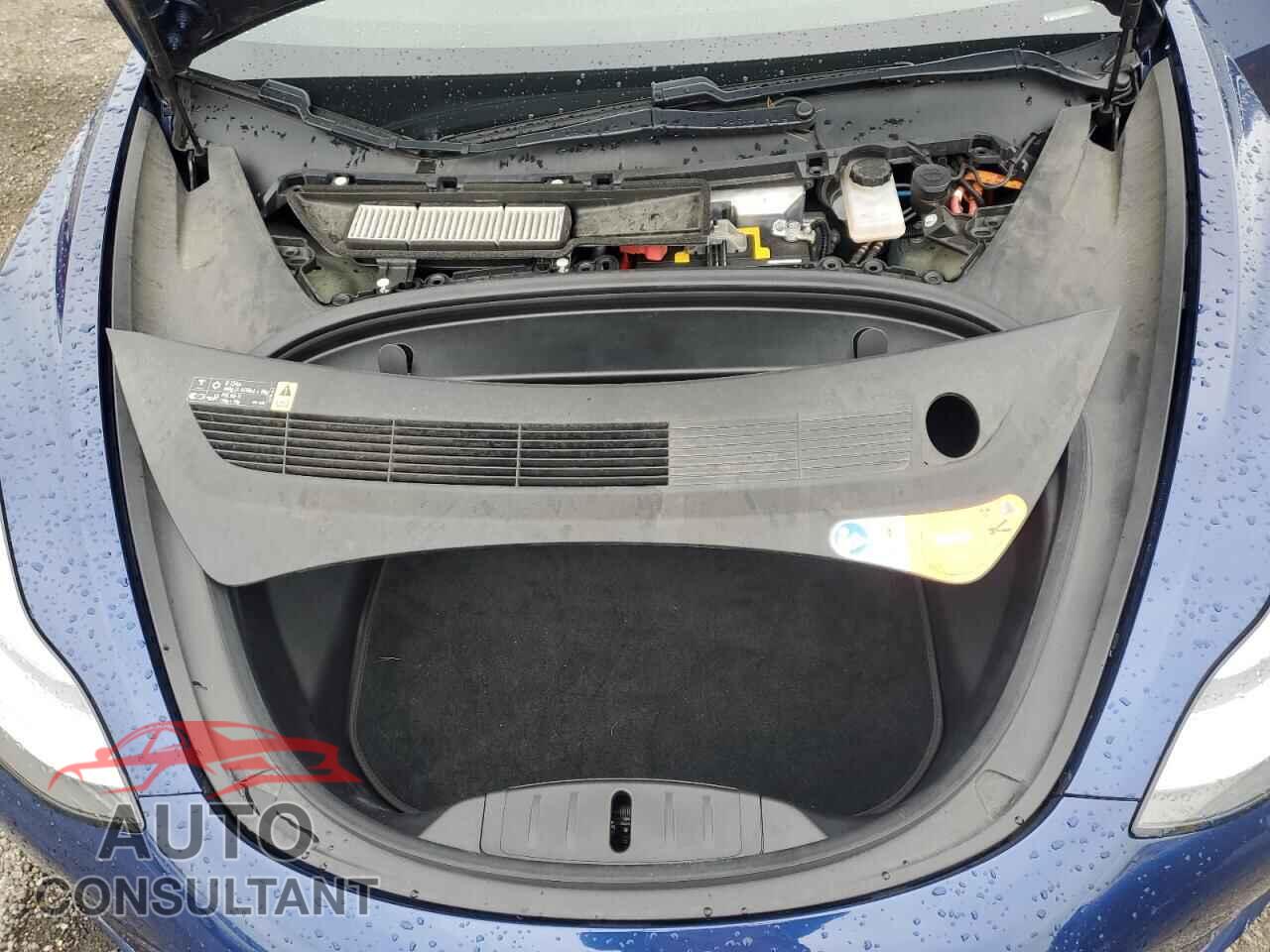 TESLA MODEL 3 2018 - 5YJ3E1EA9JF015587