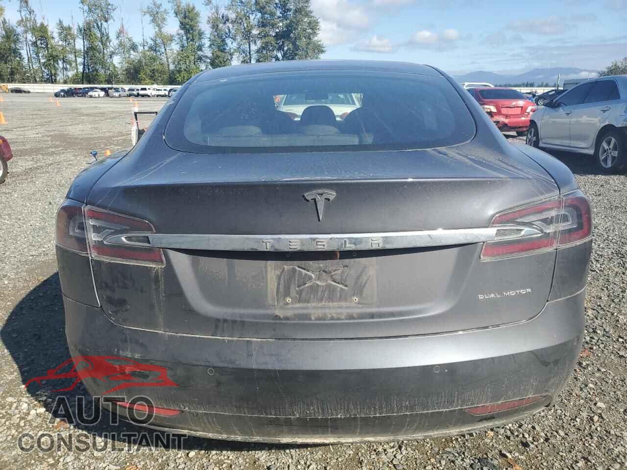TESLA MODEL S 2020 - 5YJSA1E28LF414056
