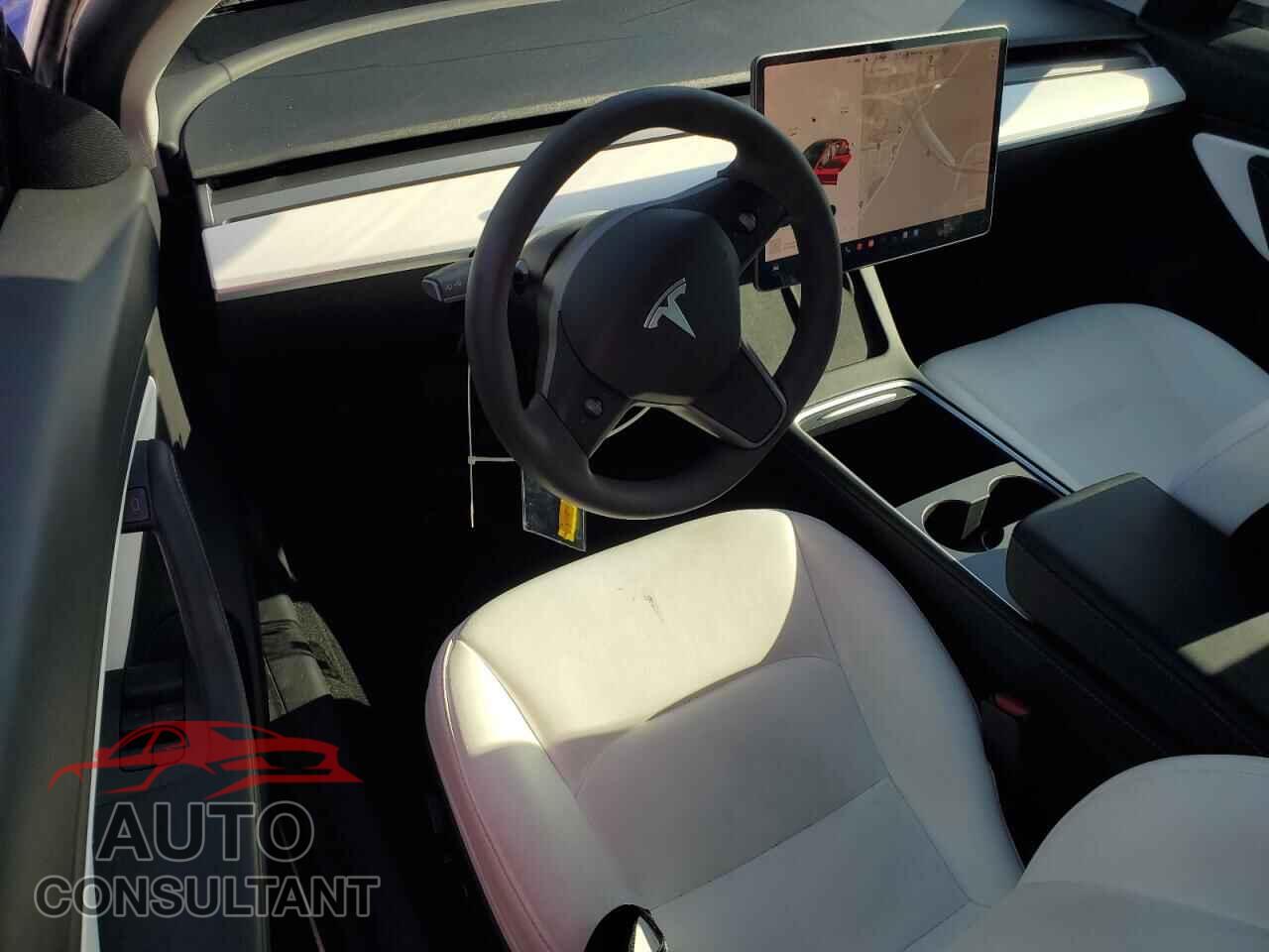 TESLA MODEL 3 2021 - 5YJ3E1EA8MF921606
