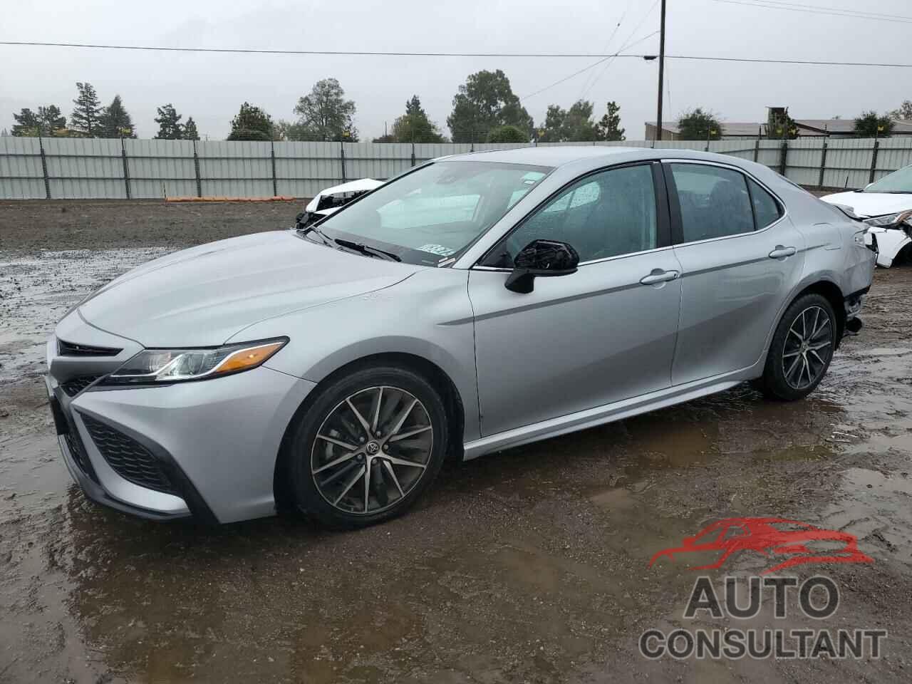 TOYOTA CAMRY 2021 - 4T1G11AK6MU424844