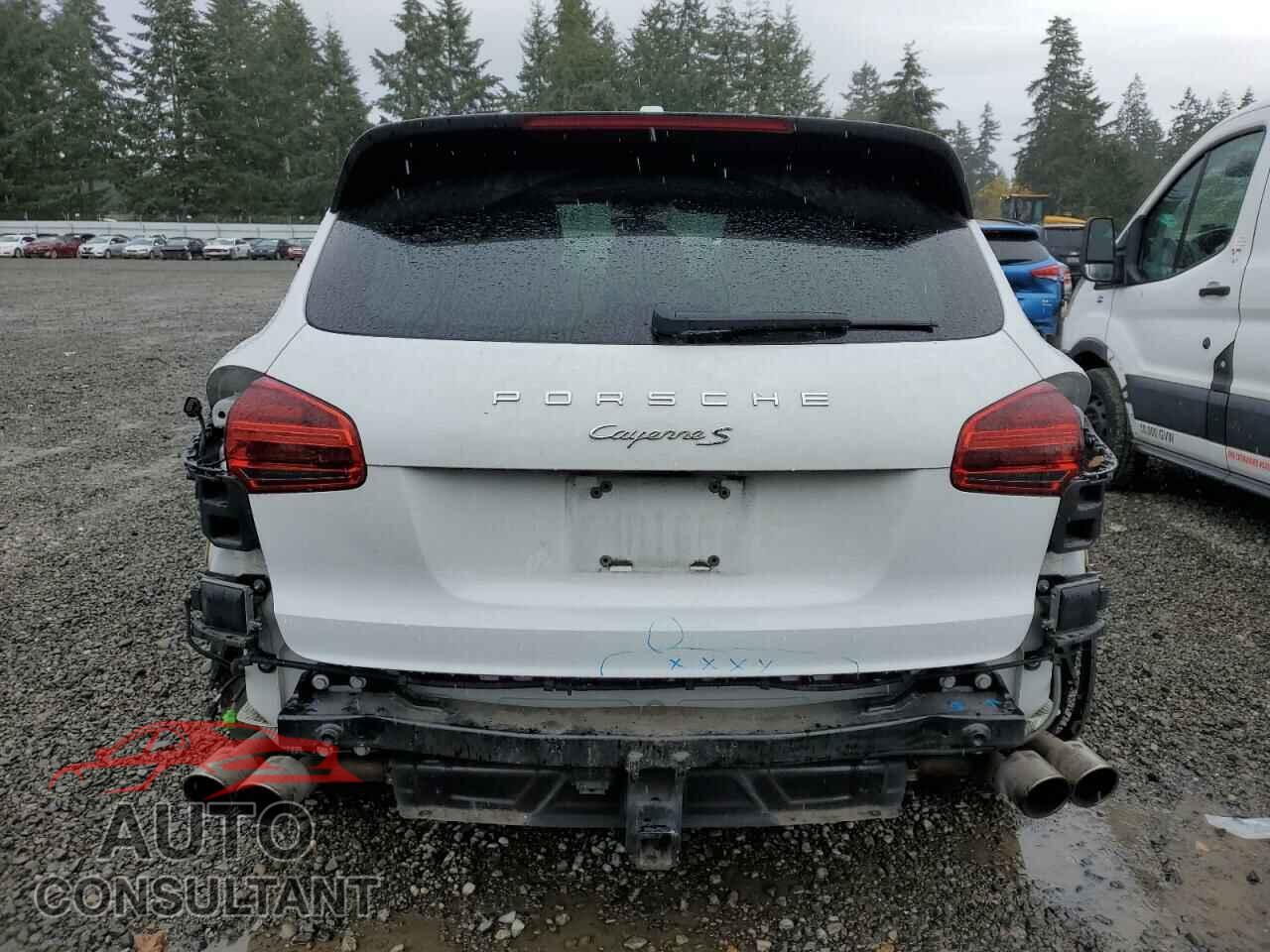 PORSCHE CAYENNE 2015 - WP1AB2A29FLA60990