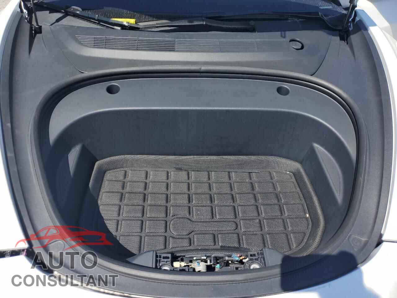 TESLA MODEL 3 2023 - 5YJ3E1EA9PF540738