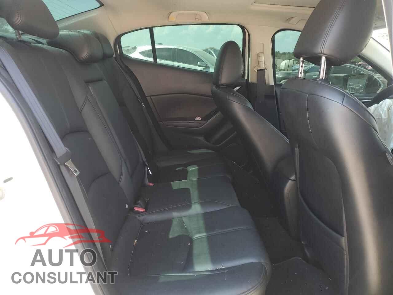 MAZDA 3 2017 - 3MZBN1V73HM117065