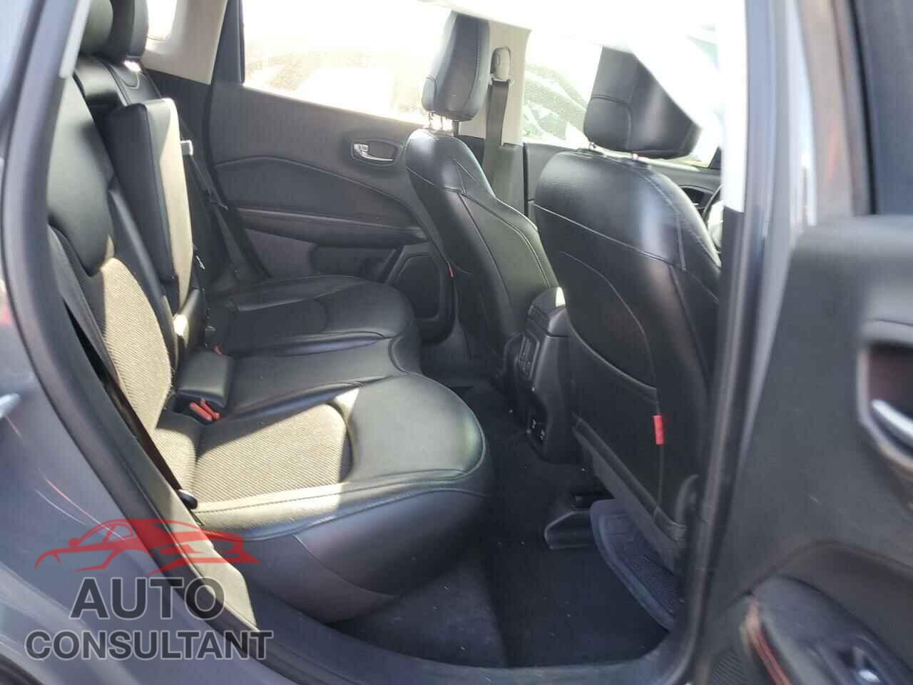 JEEP COMPASS 2020 - 3C4NJDDB2LT163522