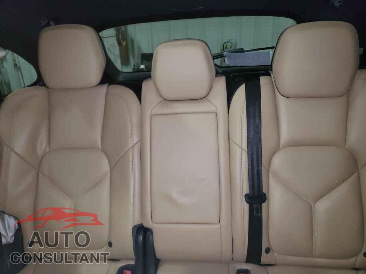 PORSCHE CAYENNE 2016 - WP1AE2A22GLA58345