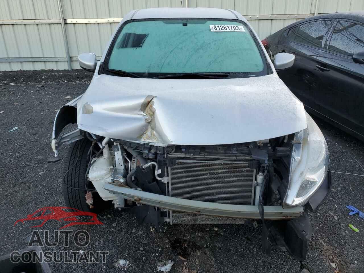 NISSAN VERSA 2017 - 3N1CN7AP1HL851504