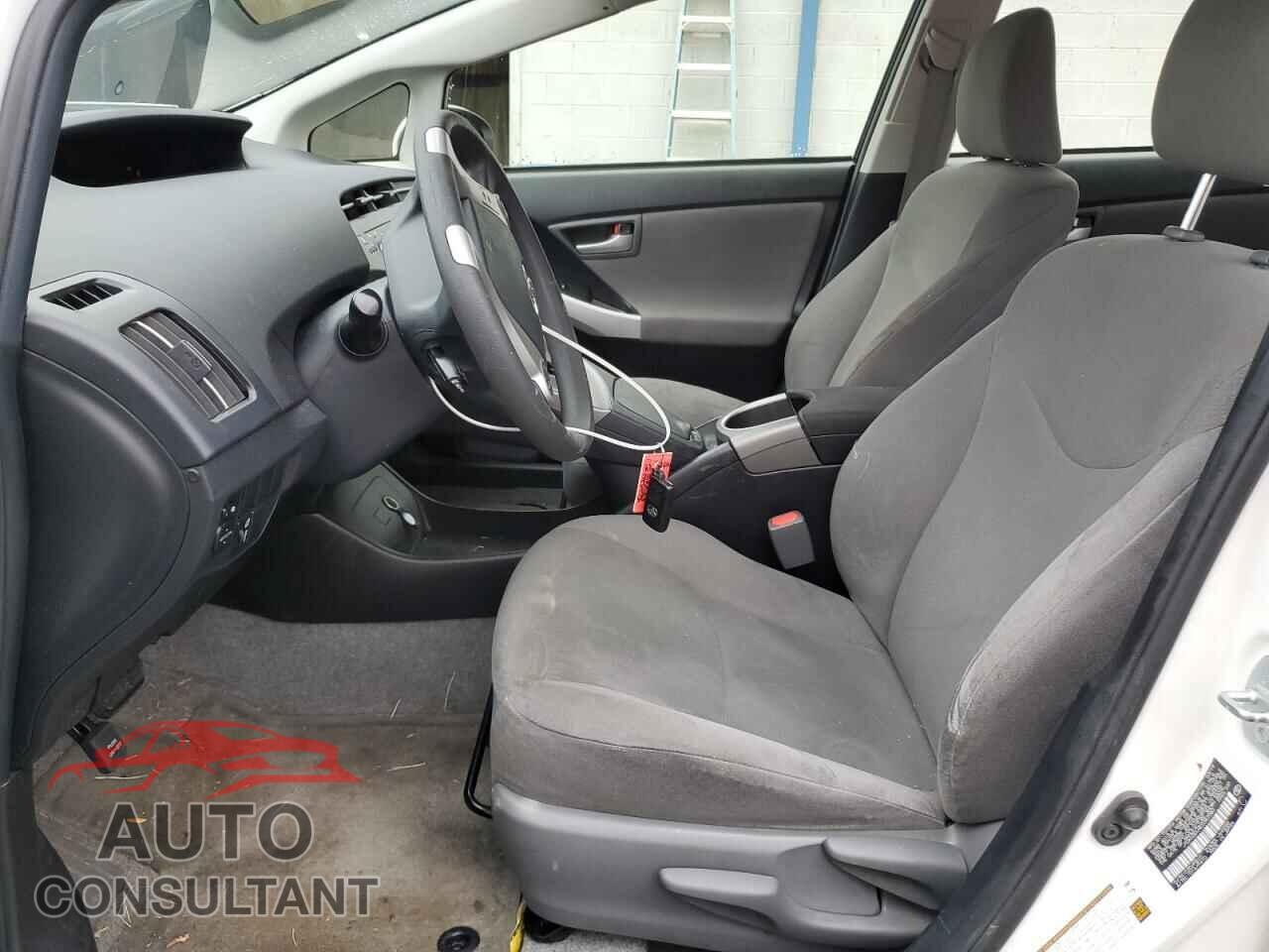 TOYOTA PRIUS 2014 - JTDKN3DU4E0367080